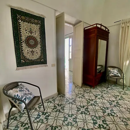 Borgo 81 *